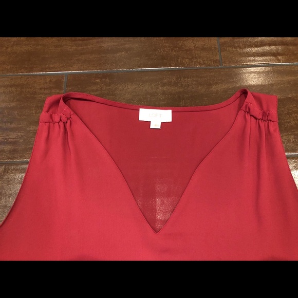 LOFT Outlet | Raspberry Tank with Ruffle Detail - Picture 2 of 4